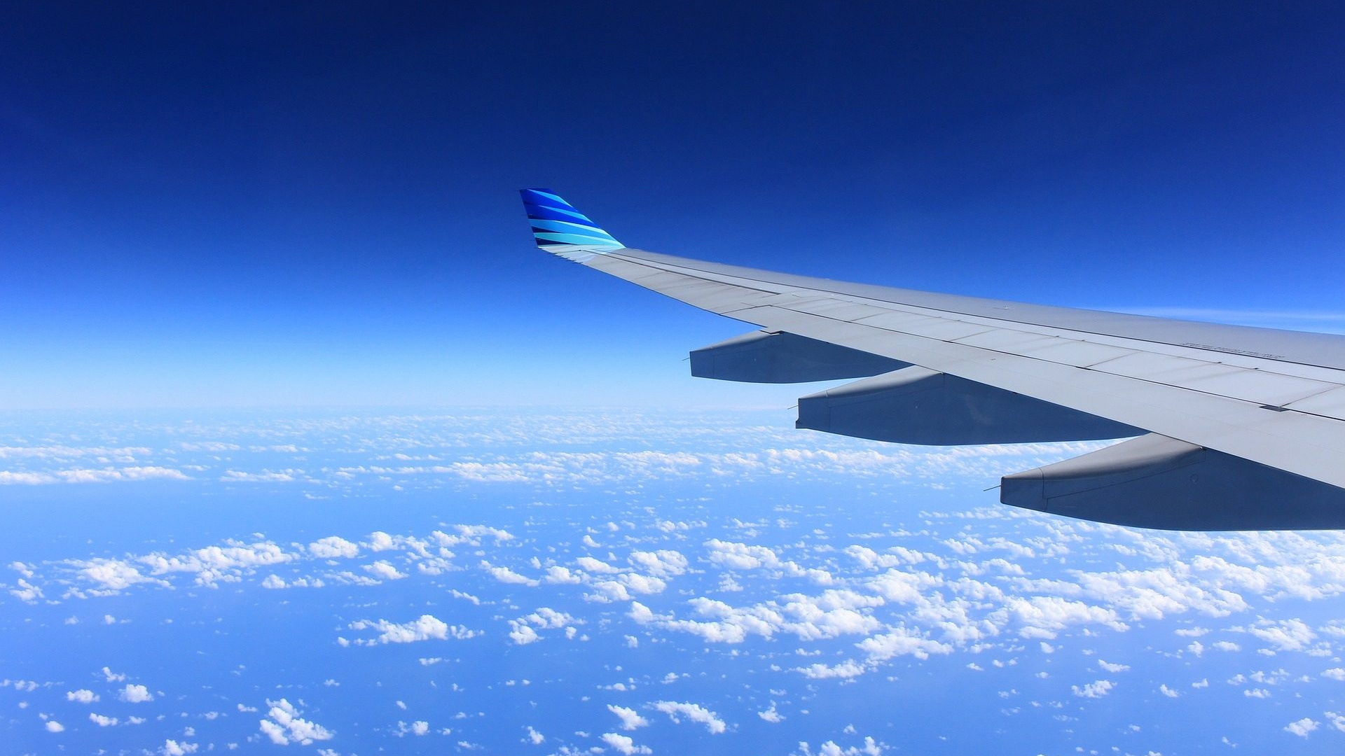 lowestAirFare